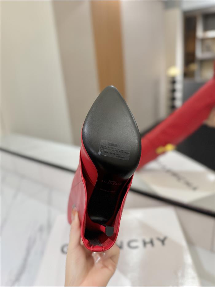 20251128174450172 590